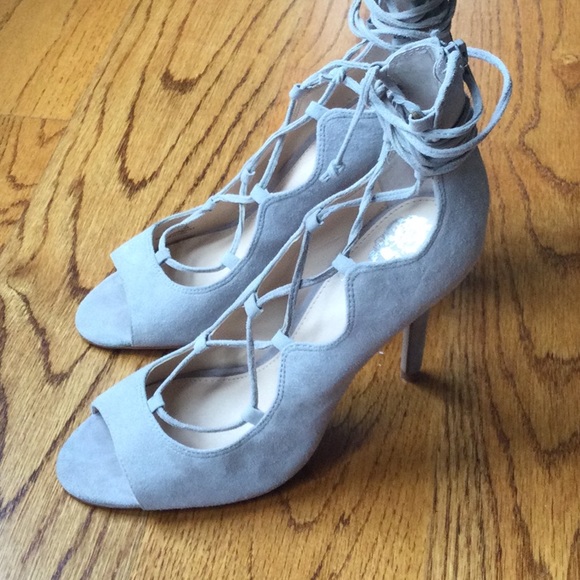 Vince Camuto Sandria Lace Up Ghillie Heel - Picture 5 of 11